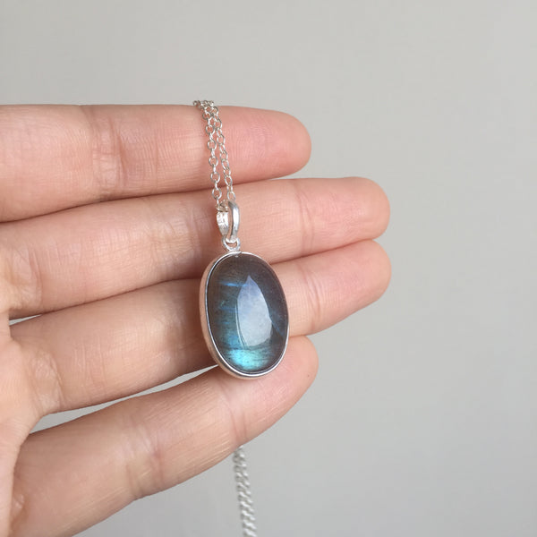 Labradorite Necklace in 925 Sterling Silver - Crystal Of A Kind
