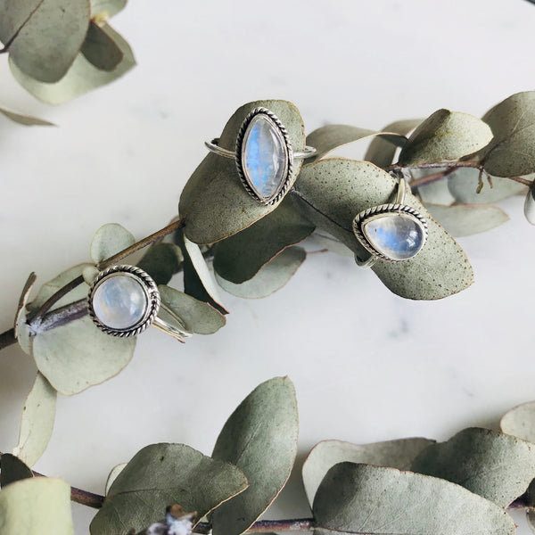 Moonstone Teardrop Ring in 925 Sterling Silver - Crystal Of A Kind