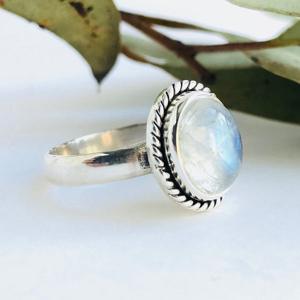 Moonstone Oval Ring in 925 Sterling Silver - Crystal Of A Kind