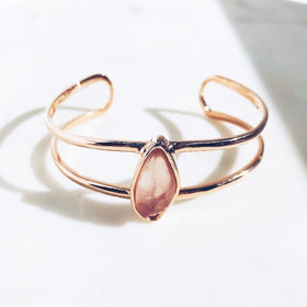 Raw Rose Quartz Infinity Bangle in Rose Gold - Crystal Of A Kind