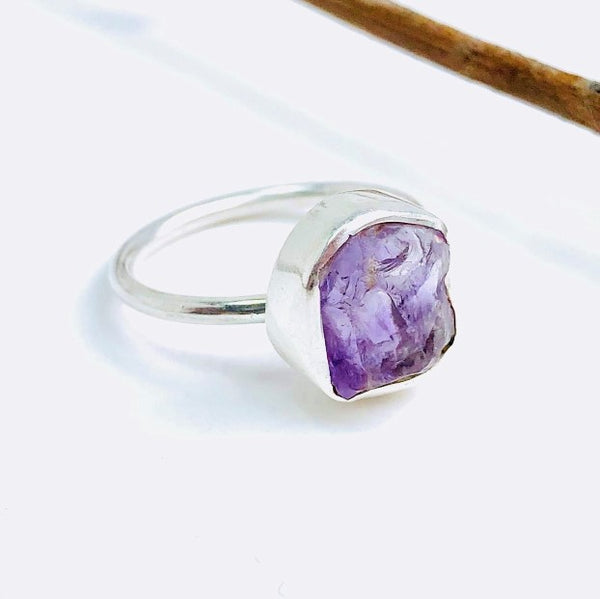 Raw Amethyst Gemstone Ring in 925 Sterling Silver - Crystal Of A Kind