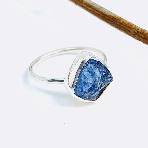Raw Tanzanite Gemstone Ring in 925 Sterling Silver - Crystal Of A Kind