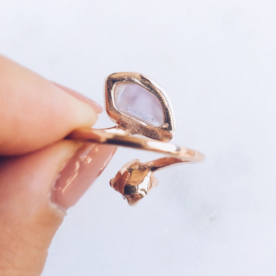 Raw Rose Quartz Twisted Ring in Rose Gold - Crystal Of A Kind