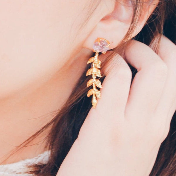 Raw Sapphire Leaves Earrings in Silver - Crystal Of A Kind