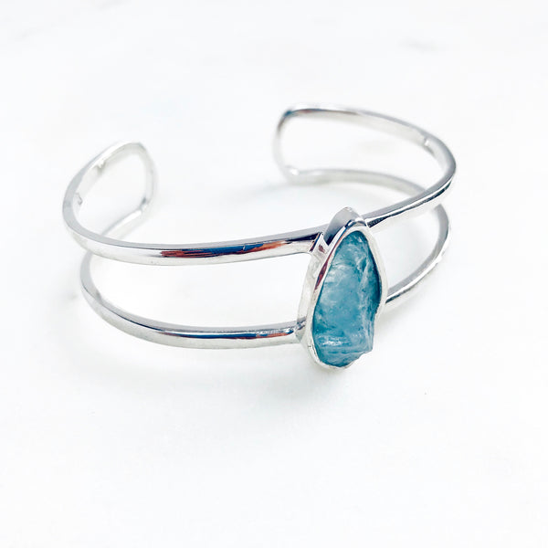 Raw Aquamarine Infinity Bangle in Silver - Crystal Of A Kind
