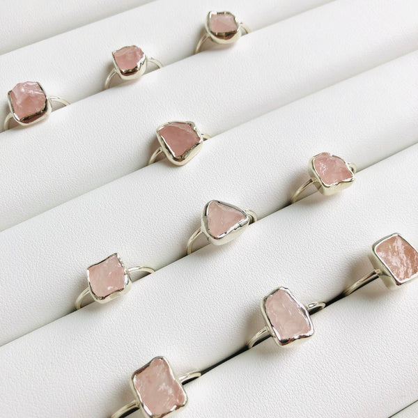 Fine Raw Rose Quartz Gemstone Ring in 925 Sterling Silver