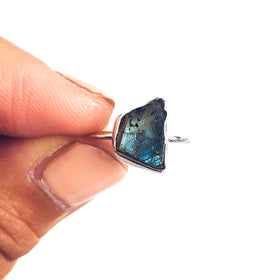 Raw Labradorite Gemstone Ring in 925 Sterling Silver - Crystal Of A Kind