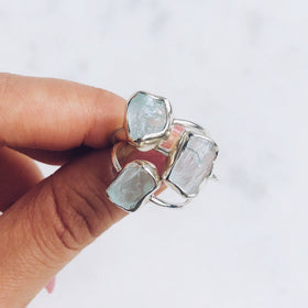 Fine Raw Aquamarine Gemstone Ring in 925 Sterling Silver