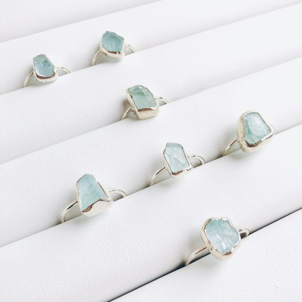 Fine Raw Aquamarine Gemstone Ring in 925 Sterling Silver