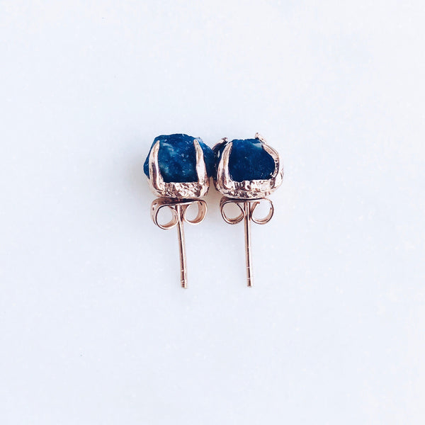 Raw Sapphire Stud Earrings in Rose Gold - Crystal Of A Kind