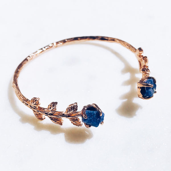 Raw Sapphire Leaves Bangle in Rose Gold - Crystal Of A Kind