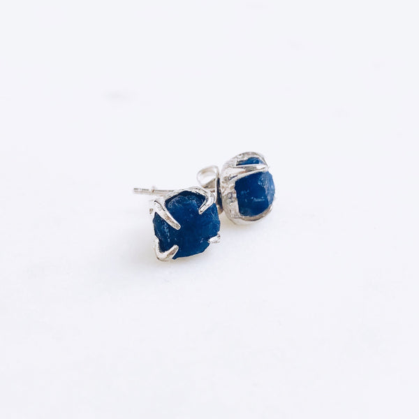 Raw Sapphire Stud Earrings in Silver - Crystal Of A Kind