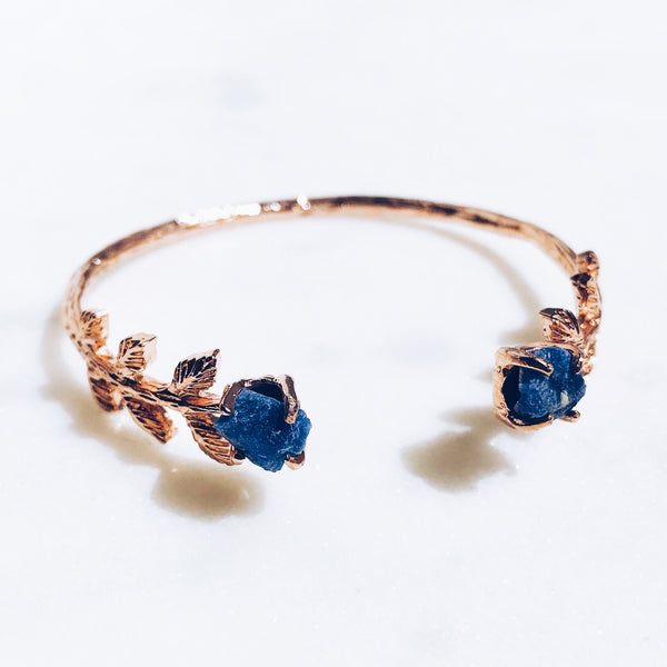 Raw Sapphire Leaves Bangle in Rose Gold - Crystal Of A Kind