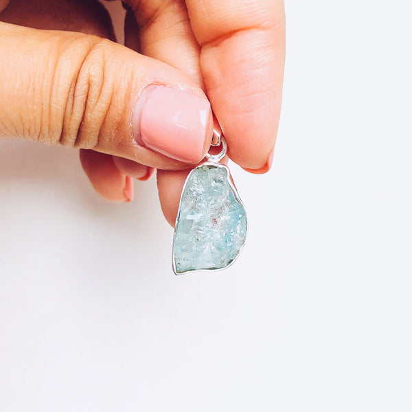 Raw Aquamarine Pendant in 925 Sterling Silver - Crystal Of A Kind