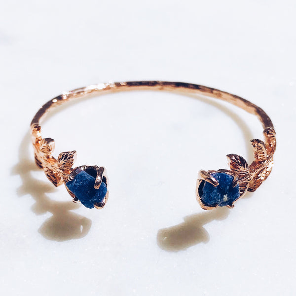 Raw Sapphire Leaves Bangle in Rose Gold - Crystal Of A Kind