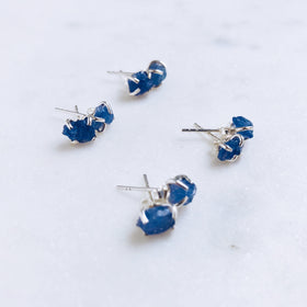 Raw Tanzanite Stud Earrings in 925 Sterling Silver - Crystal Of A Kind