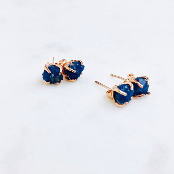 Raw Sapphire Stud Earrings in Rose Gold - Crystal Of A Kind