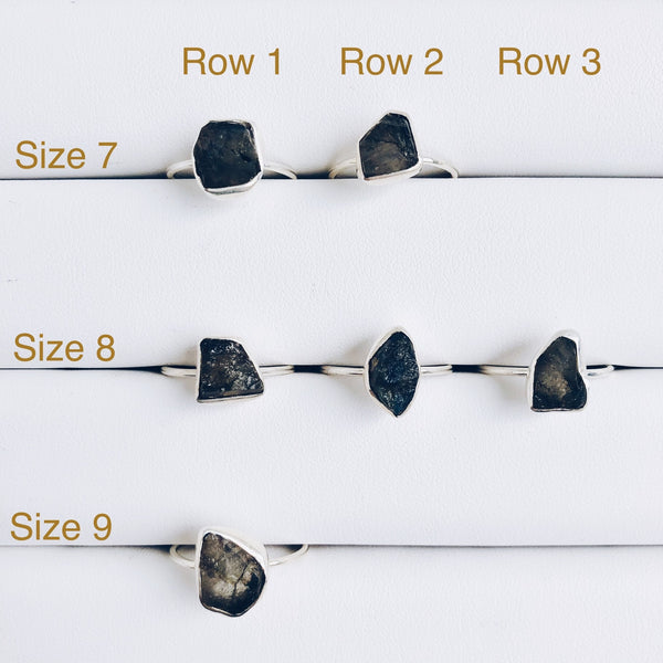 Raw Labradorite Gemstone Ring in 925 Sterling Silver - Crystal Of A Kind