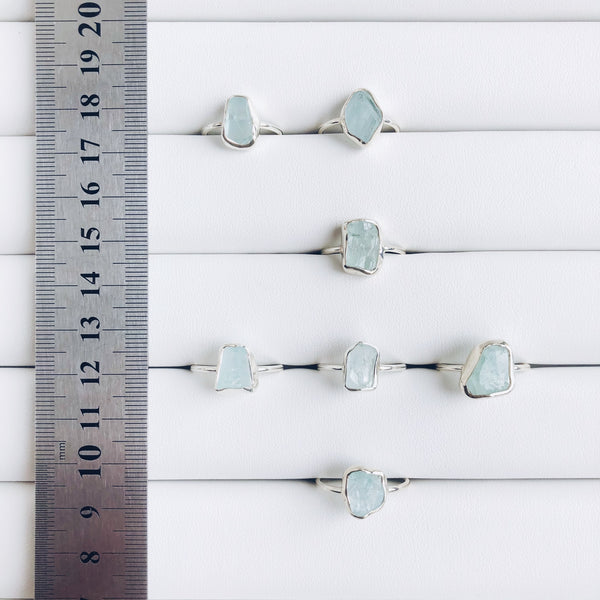 Fine Raw Aquamarine Gemstone Ring in 925 Sterling Silver