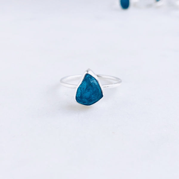 Raw Apatite Gemstone Ring in 925 Sterling Silver - Crystal Of A Kind