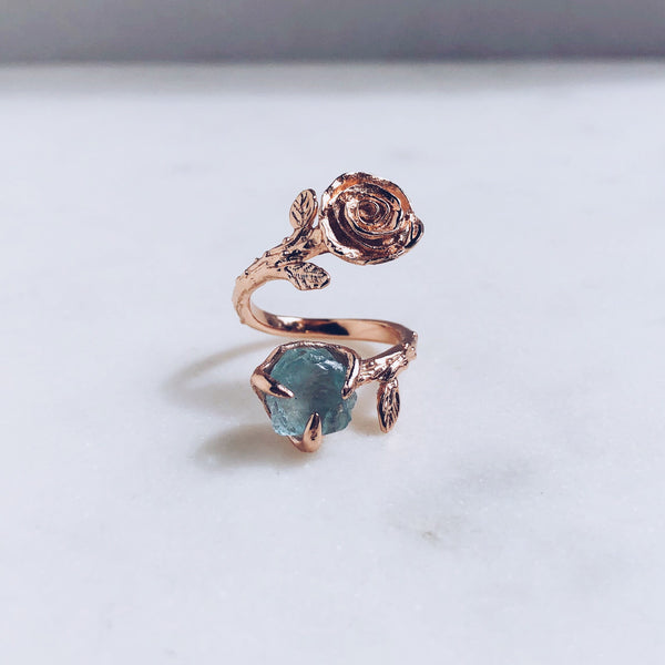 Raw Aquamarine Twisted Rose Ring in Rose Gold - Crystal Of A Kind