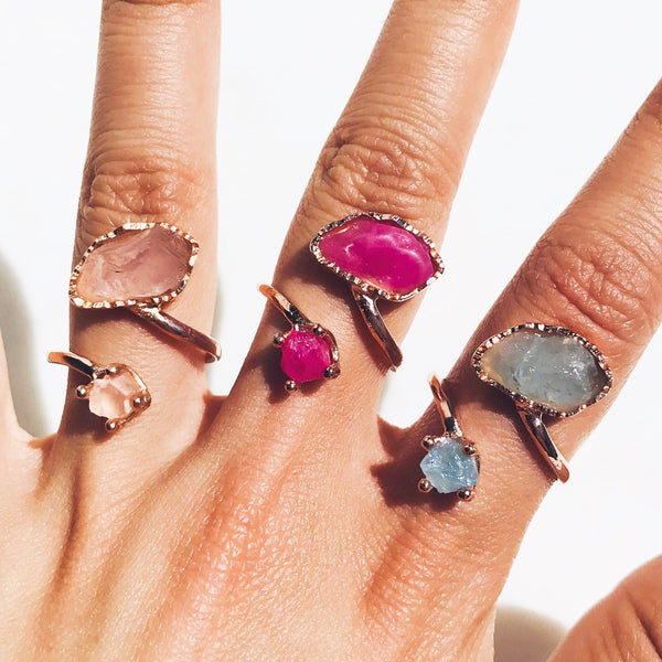 Raw Aquamarine Twisted Ring in Rose Gold - Crystal Of A Kind