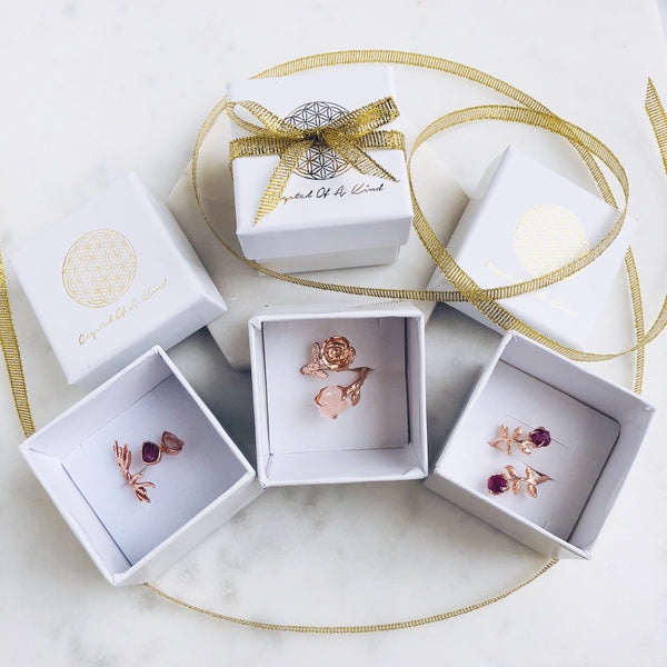 Raw Rose Quartz Twisted Ring in Rose Gold - Crystal Of A Kind